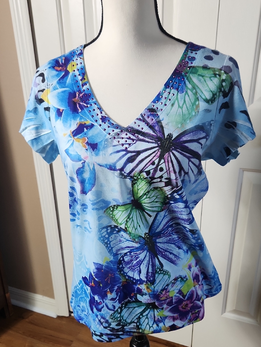 Apt. 9 Light Blue Butterfly V-Neck Tee with Gem Accents